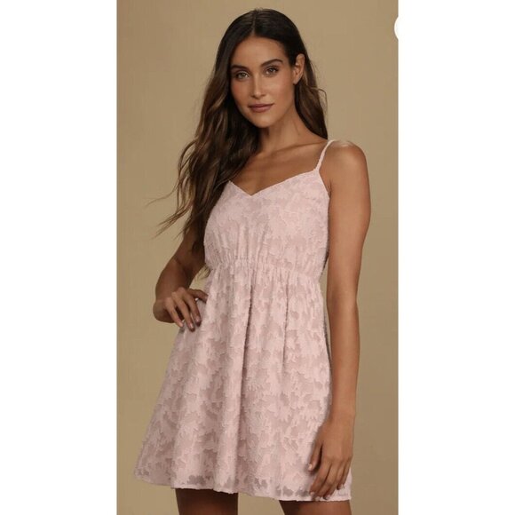 Lulus Dresses & Skirts - Lulu’s NWT Womens Lovely Meeting You Rose Floral Jacquard Mini Skater Dress Sz L